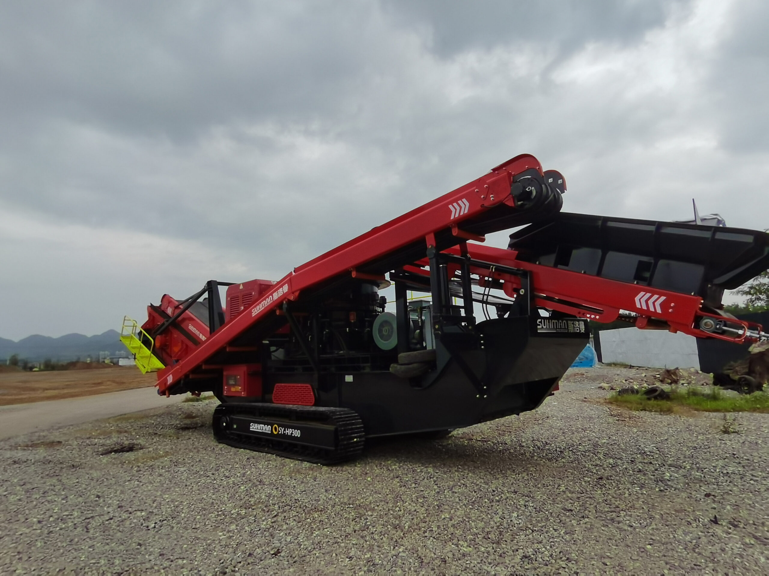 SY-HP200 Mobile Cone Crusher front view - cone crusher for sale