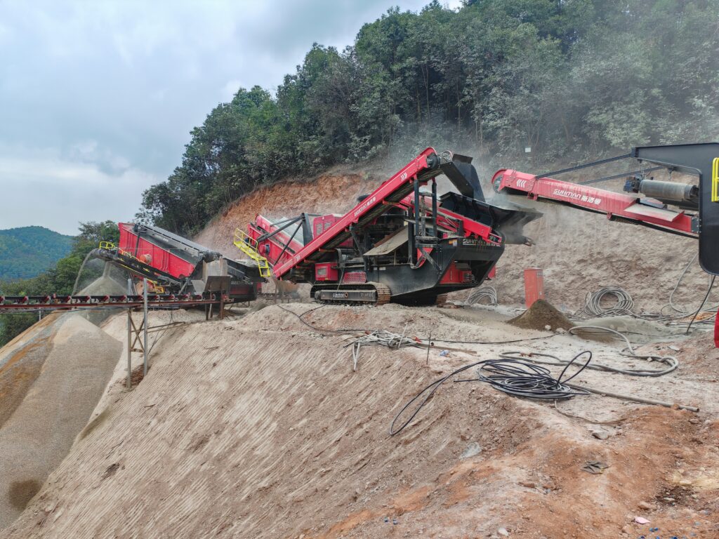 Mobile Cone Crusher Working on Granite Quarry Site - SY-HP300 Cone Crusher for Sale Secondary Crushing